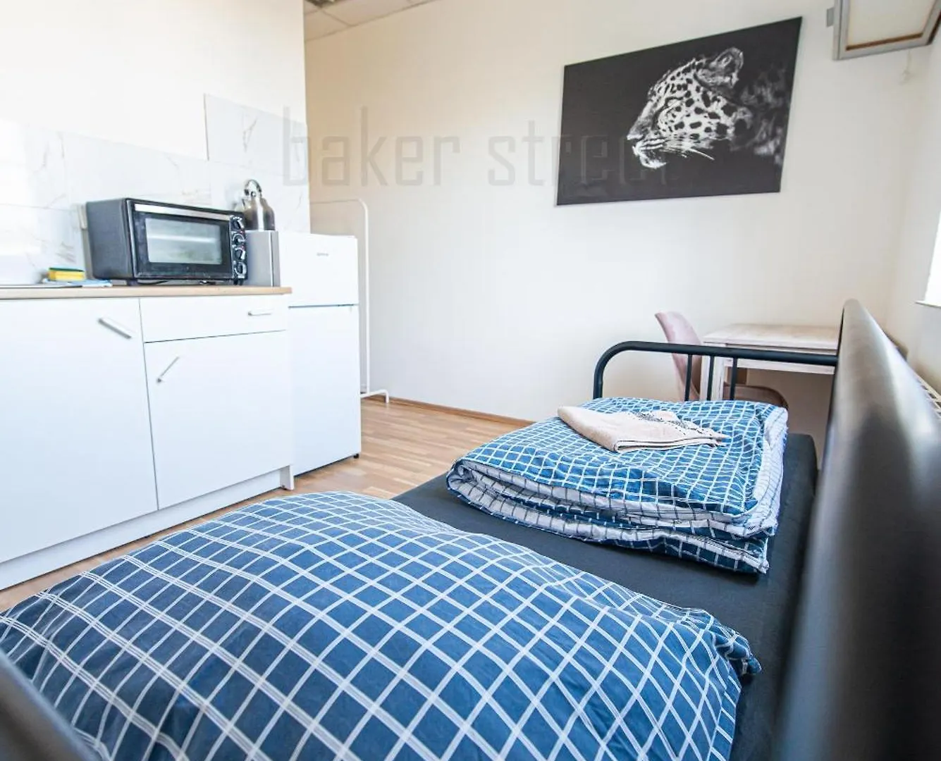 Snug Room Close To Metro Palmovka プラハ